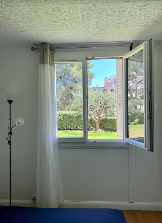 Peaceful Nice Apartment Garden View, 20 Min From Beach
